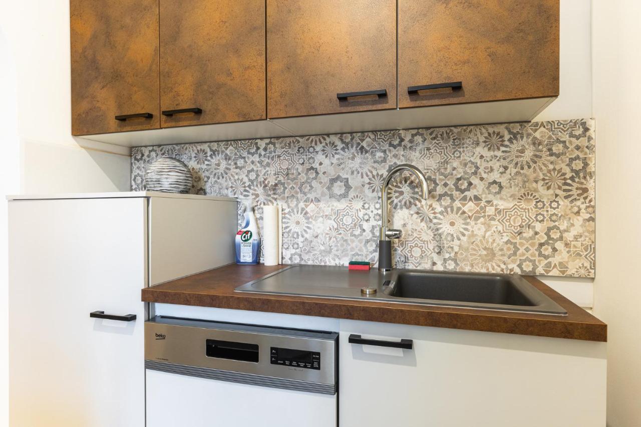 Stylish 1 Bedroom Apartment Near Hannovamarkt Вена Экстерьер фото